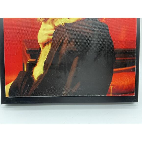 Marilyn Monroe Framed Canvas Print Holding Dog Portrait Wall Art Photo Actress - Picture 2 of 7